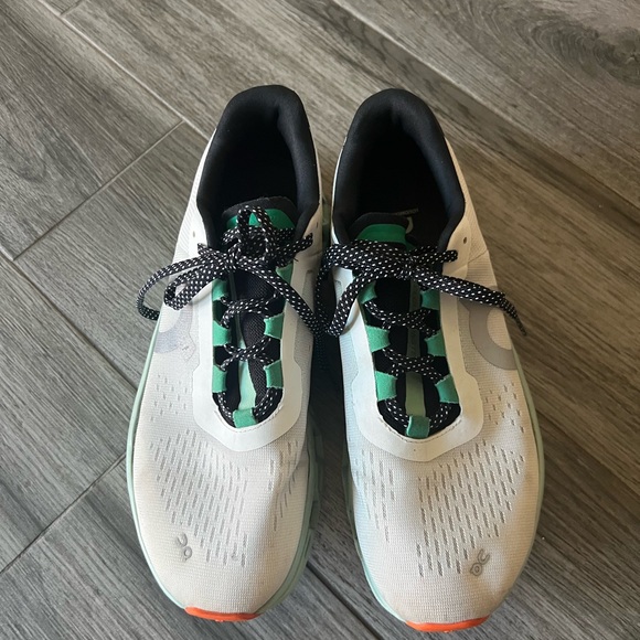 ON CLOUD MONSTER SIZE 9 - Picture 2 of 9